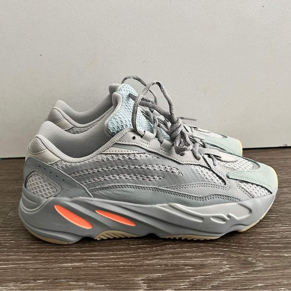 🆕 Yeezy Boost 700 Inertia